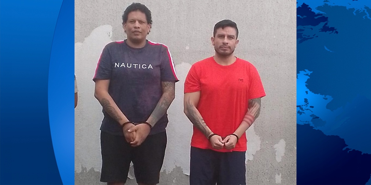 Daniel Salcedo y Carlos Angulo son trasladados a Fiscalía por ingresar artículos prohibidos en La Roca