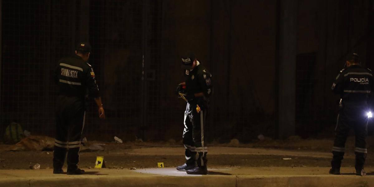 Un policía fue asesinado en la vía Perimetral, en el noroeste de Guayaquil