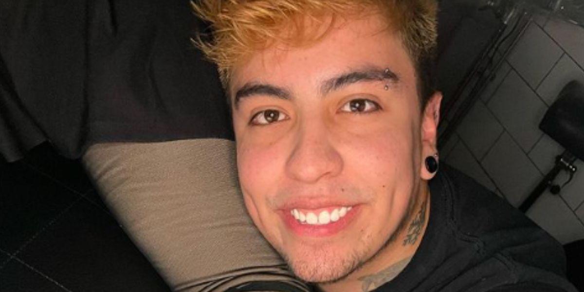 El peculiar viaje del influencer JuanDa a un año de haber sido internado en el psiquiatra