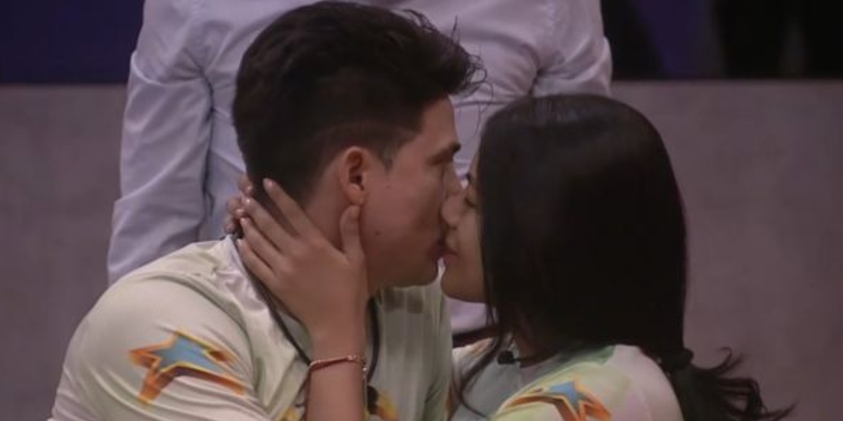 Polémico beso: Don Day y Conny Garcés subieron la temperatura en la casa-estudio