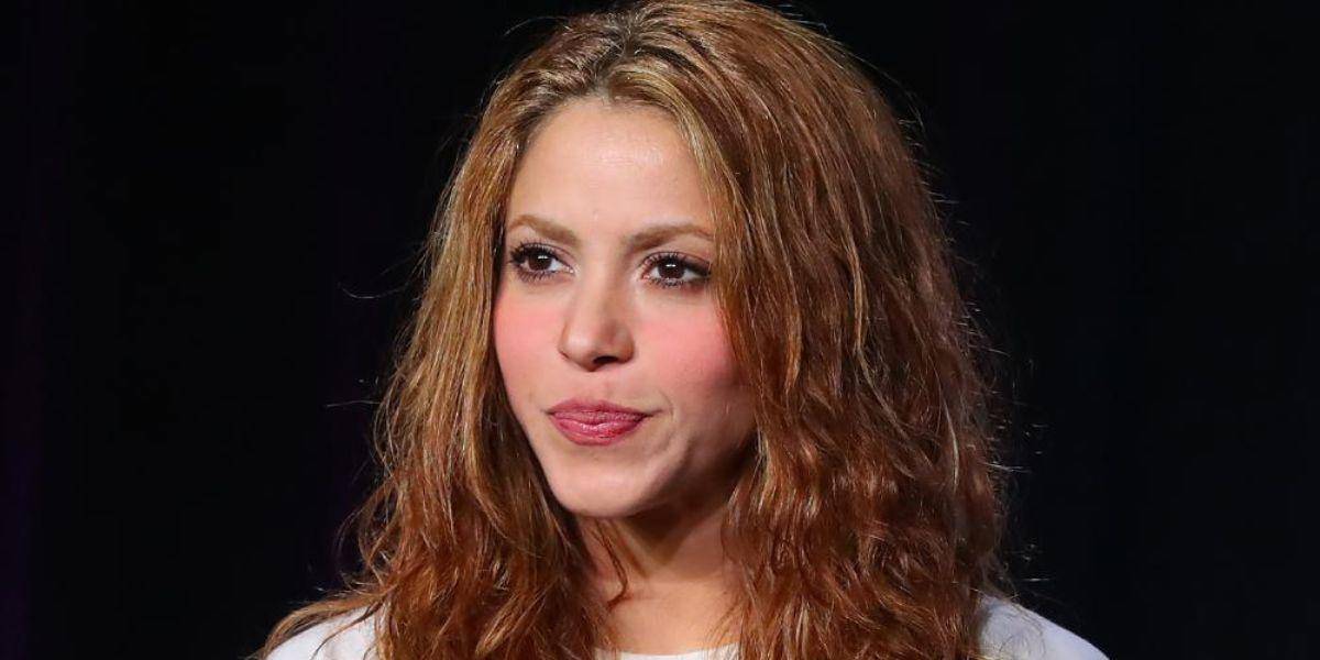 Shakira enfrenta un escándalo con periodista en medio de grabaciones con Ozuna