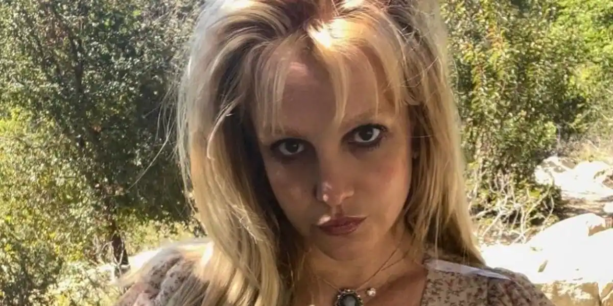 Britney Spears desnuda sus pechos en polémico video en su cuenta de Instagram