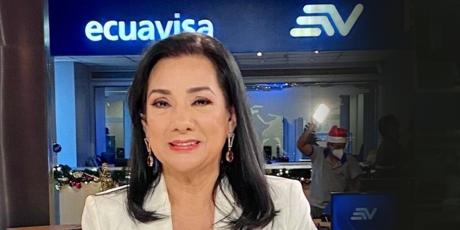 Presidente entrega condecoración post mortem a Tania Tinoco y Alfredo Pinoargote