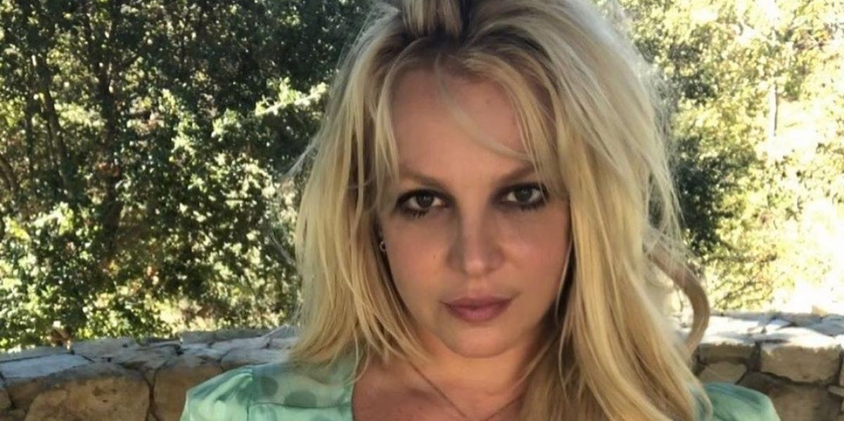 Britney Spears se pasea en topless por un hotel y recibe graves consecuencias