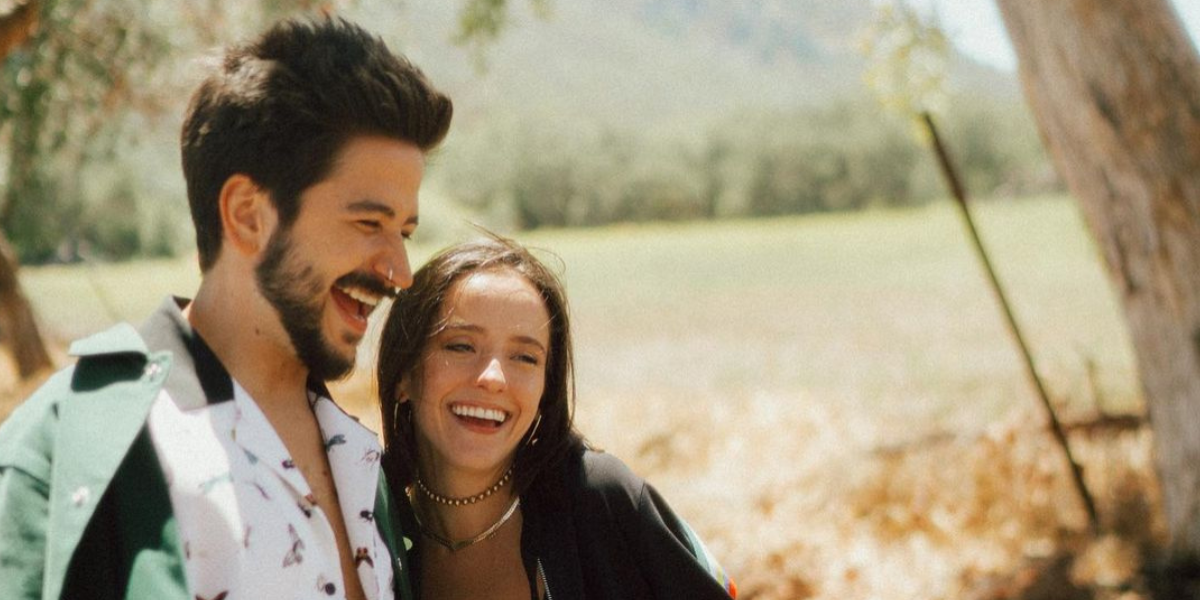 Evaluna comparte una nueva foto de Índigo en plena grabación de video musical