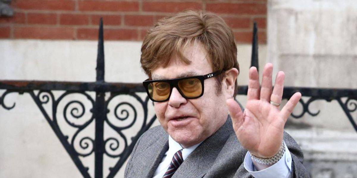 Este es el estado actual de Elton John, tras haber sido hospitalizado de emergencia