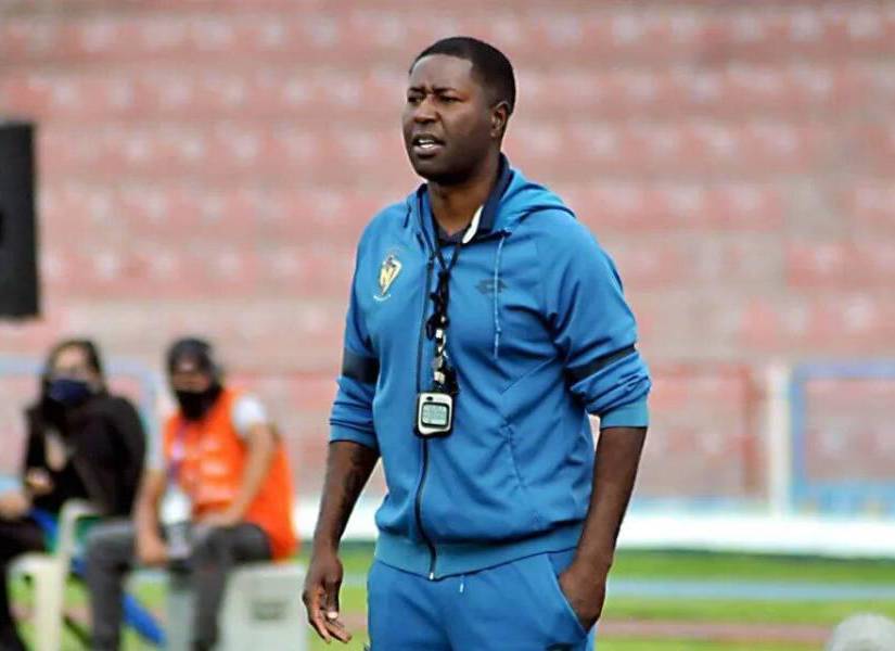 Edison Méndez es una de las opciones para llegar al Delfín SC.