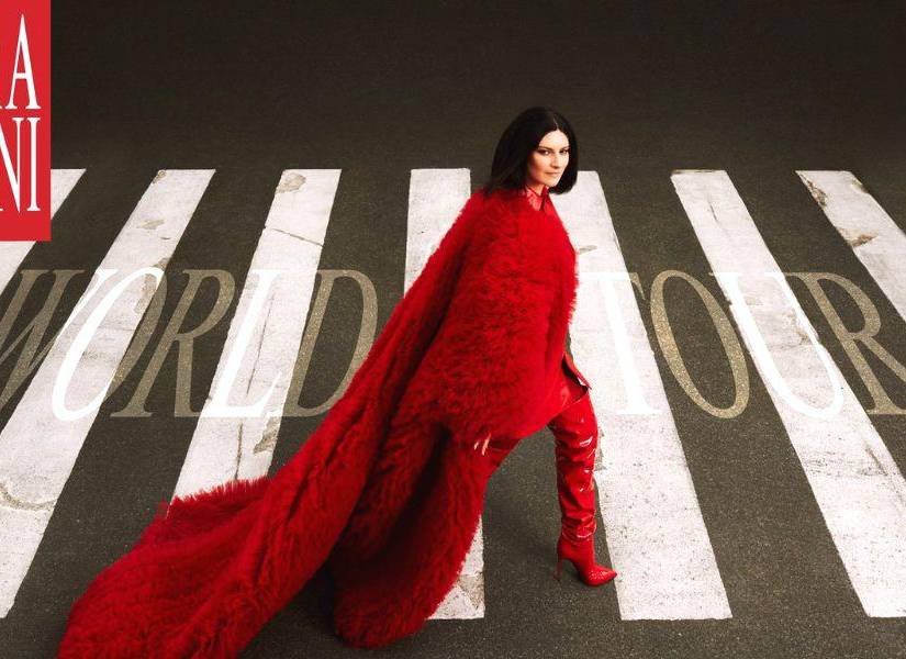 Poster promocional del la gira mundial 2013 - 2014 de Laura Pausini.