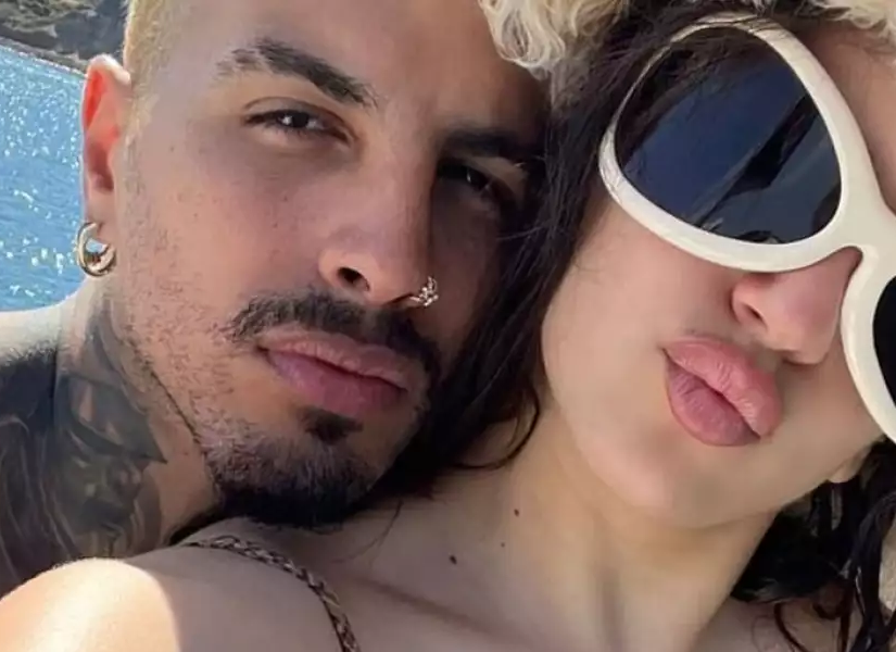 Foto de Rauw Alejandro y Rosalía cuando estaban juntos.