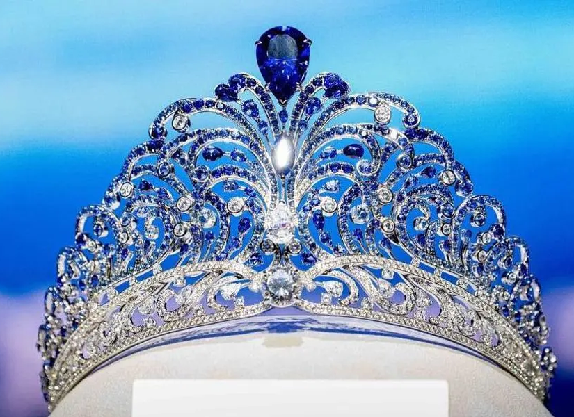 Corona que se llevará la ganadora del certamen.