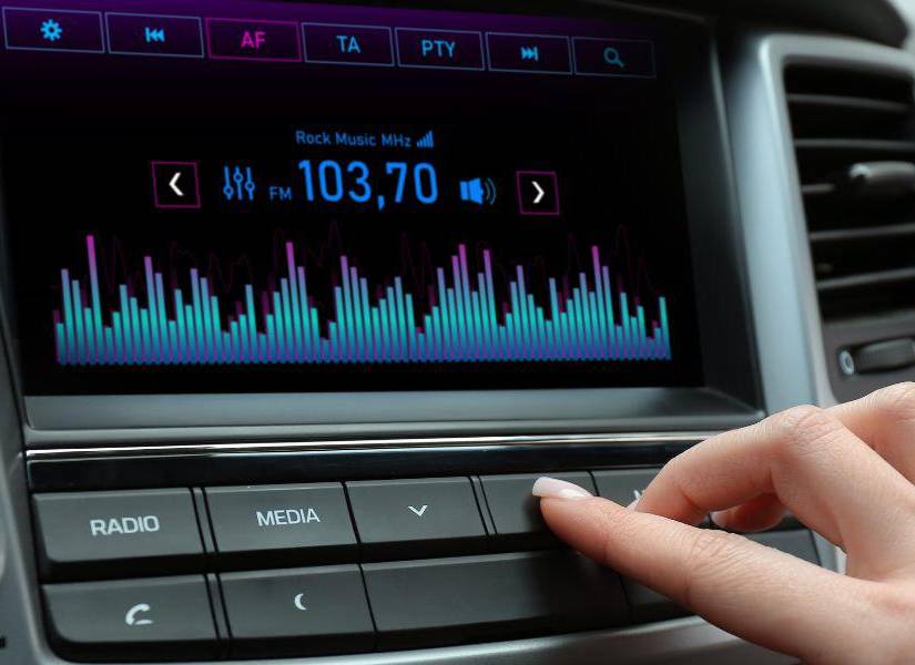 Radio de un auto