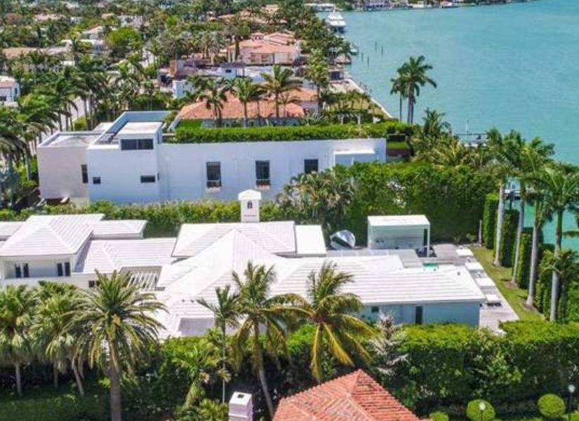 Exterior de la lujosa casa de Shakira en Miami en una imagen de archivo.
