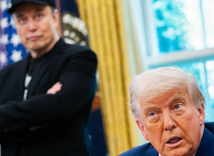 El choque de egos llevó a Musk a preguntar en una encuesta si ha llegado el momento de crear un nuevo partido político.