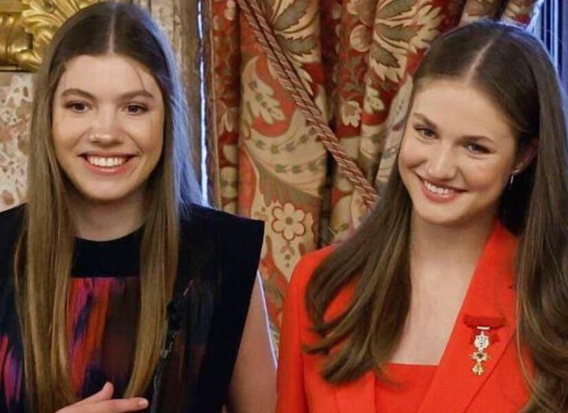 La infanta Sofía y la princesa Leonor.