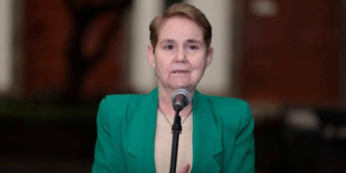 Alexandra Vela, exministra de Gobierno dice que ahora es más complejo, pero la muerte cruzada es la solución