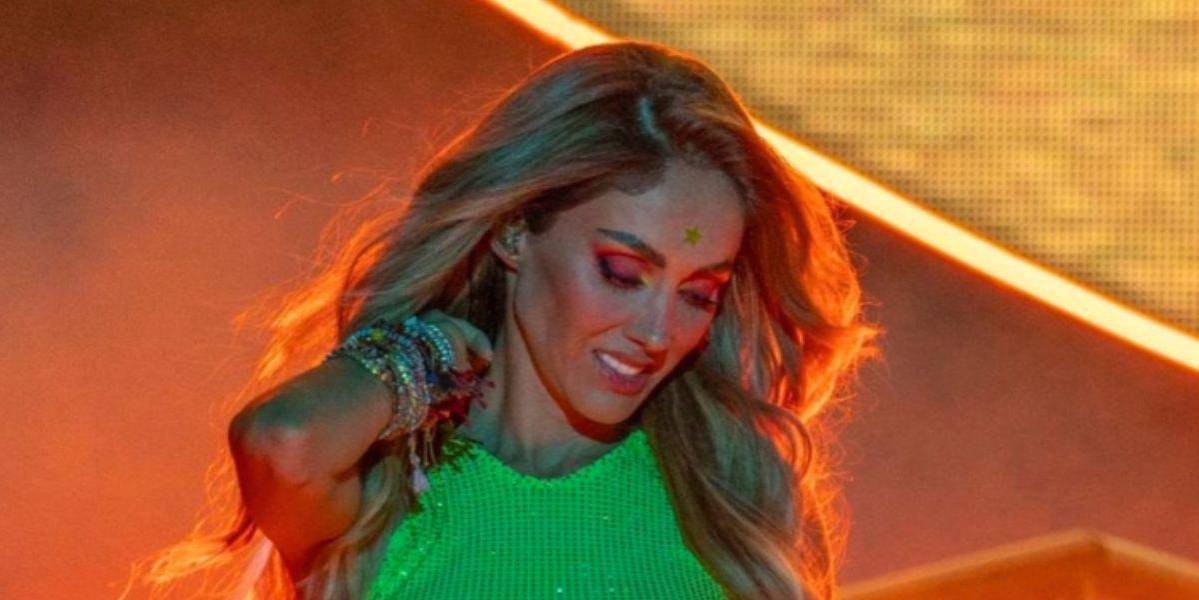 Anahí se reencuentra con su exgalán en pleno concierto de RBD
