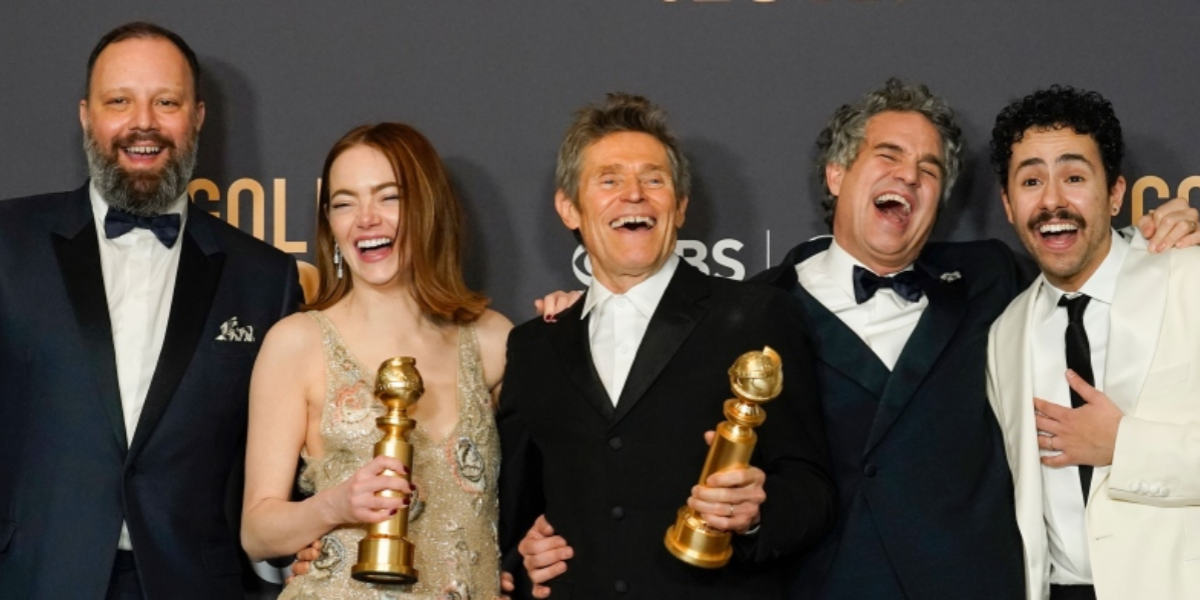 Estos son los momentos más virales de los Golden Globes 2024: el viral diálogo entre Taylor Swift y Selena Gómez