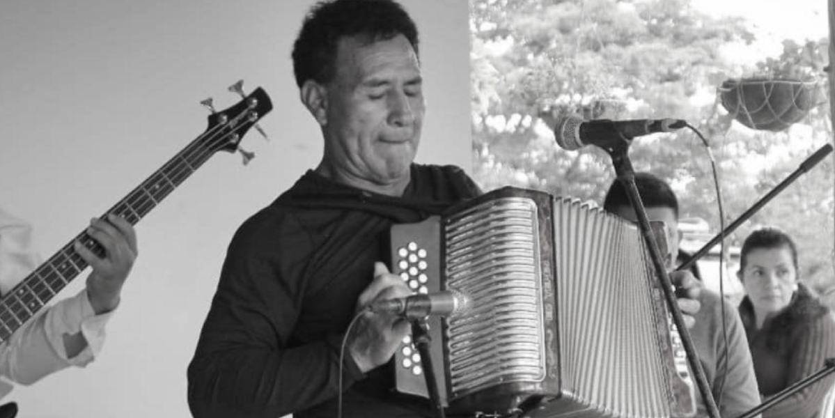 ¿Qué se sabe de Rolando Muñoz, el músico colombiano fallecido en trágico accidente de tránsito?