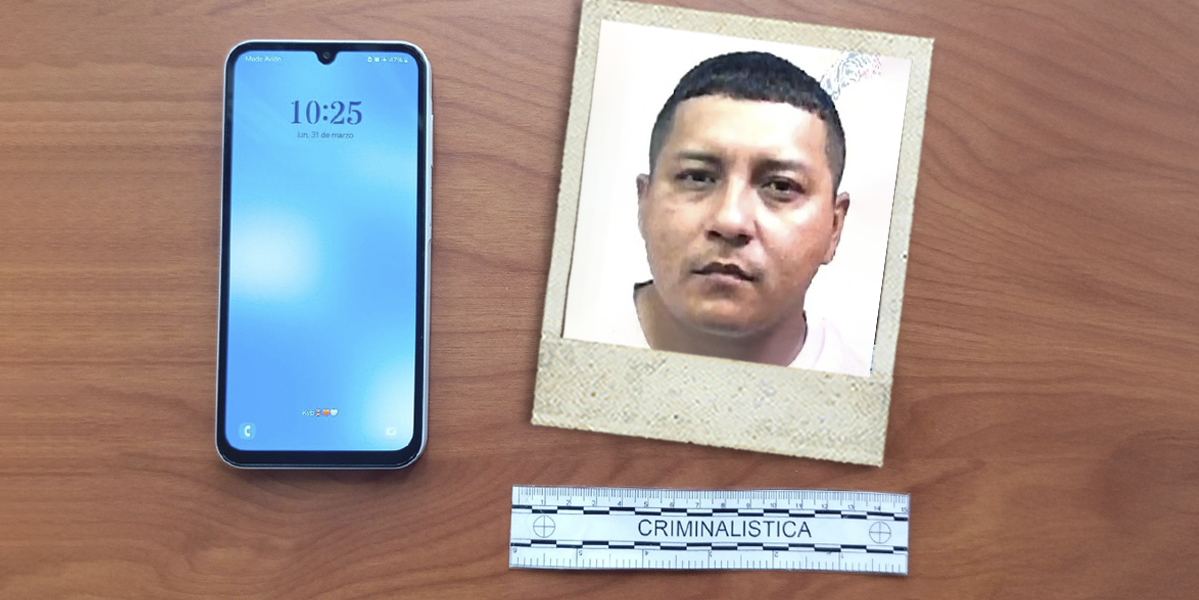 Caso Las Malvinas: La inquietante foto de un hombre con uniforme y fusil, en el celular de alias Momo