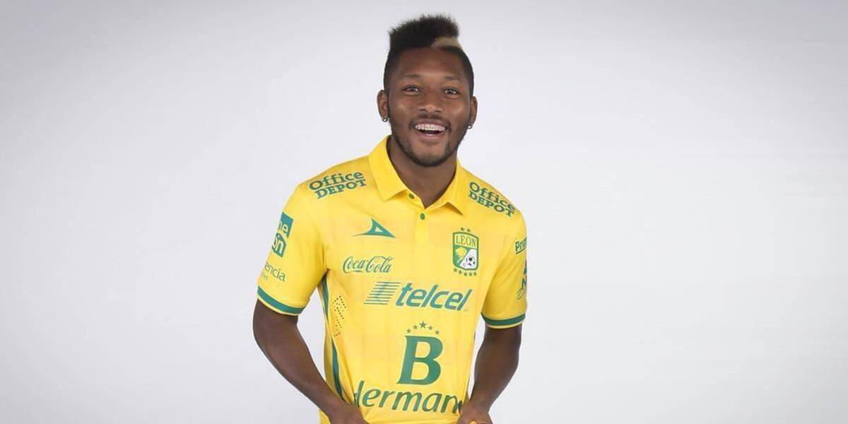 Jonathan González fue asesinado a tiros en su vivienda en Esmeraldas durante una reunión social