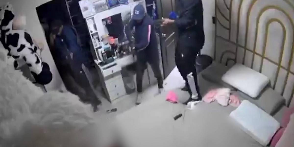 Video muestra el violento ataque en una urbanización de La Aurora, en Daule, donde mataron a dos hombres