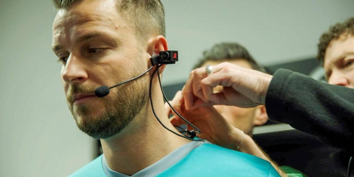 La IFAB autoriza probar las cámaras corporales de los árbitros en cualquier competición