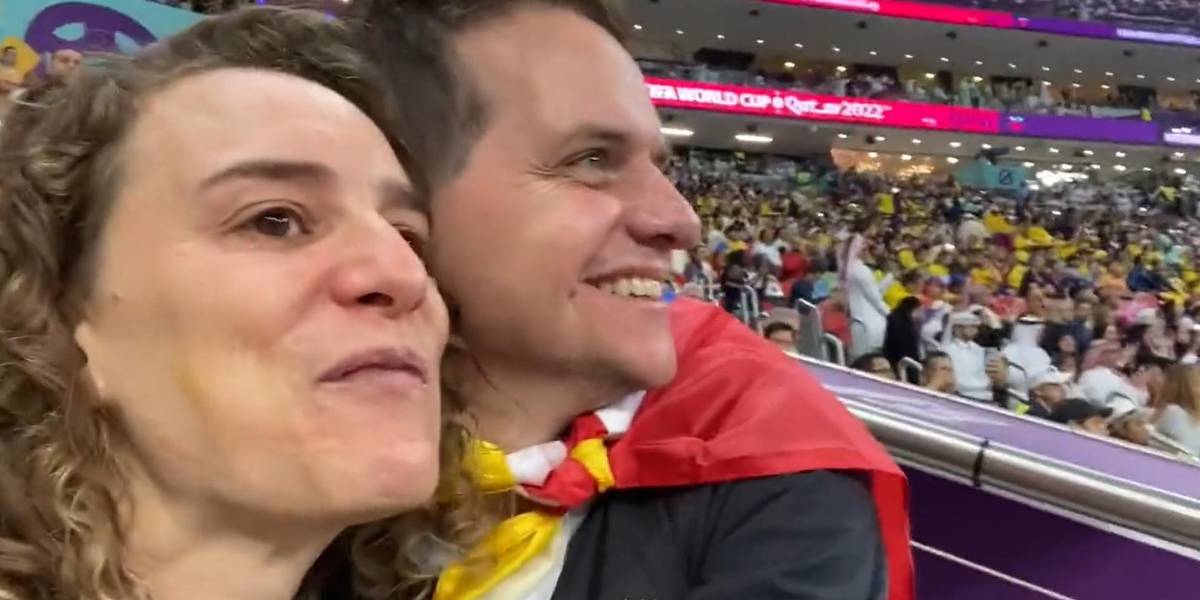 'Influencer' Jero Freixas estuvo en el partido inaugural del mundial, apoyando a Ecuador