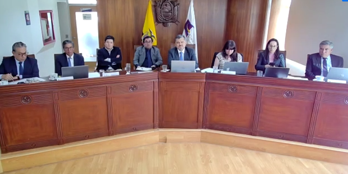 Los jueces de la Corte Constitucional dejaron ver sus dudas sobre la Ley de Solidaridad