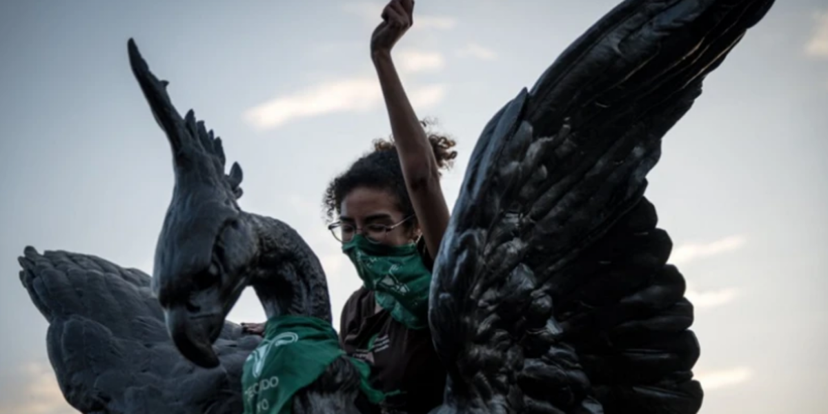 Protestas de la Generación Z en Perú: qué reclaman los jóvenes y otros grupos que se enfrentaron con la policía en el centro de Lima
