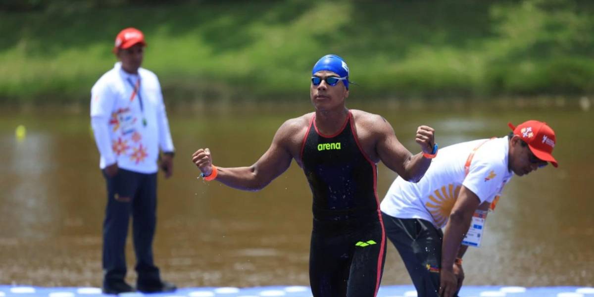 Farinango y Enderica firman doblete dorado para Ecuador en aguas abiertas de los Juegos Bolivarianos 2025