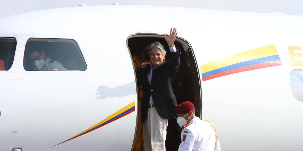 Guillermo Lasso ya está en el país tras su operación