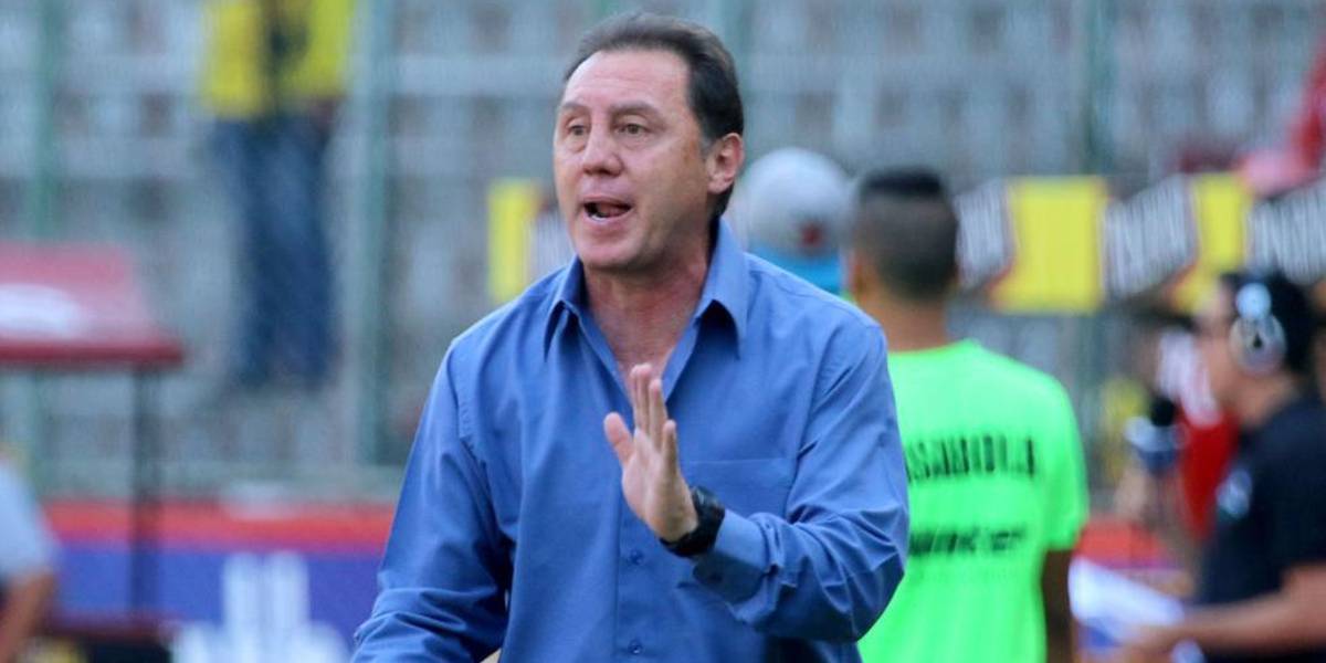 Álex Aguinaga: Veo a Ecuador en las semifinales de la Copa América ante Argentina