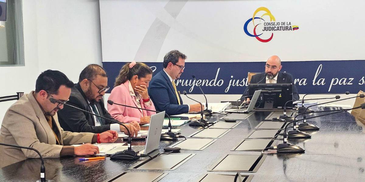 Por sustraer un expediente físico, funcionario de la Corte Provincial del Guayas fue destituido