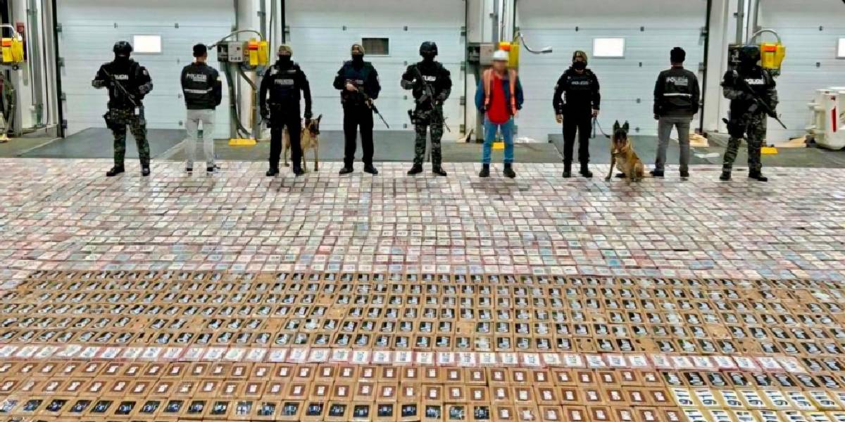 Prisión preventiva para cinco personas por intentar enviar 6,23 toneladas de cocaína a Alemania