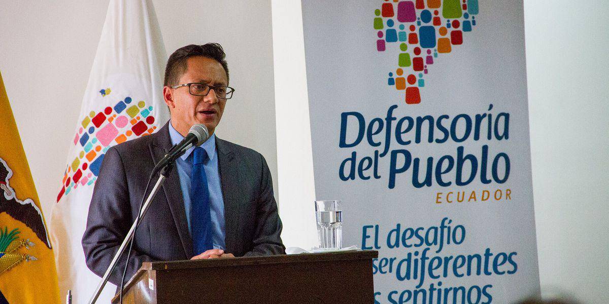 Defensor del Pueblo es llamado a juicio por presunto abuso sexual