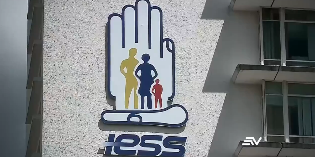 En el IESS se aclara que no se elevará la edad de jubilación