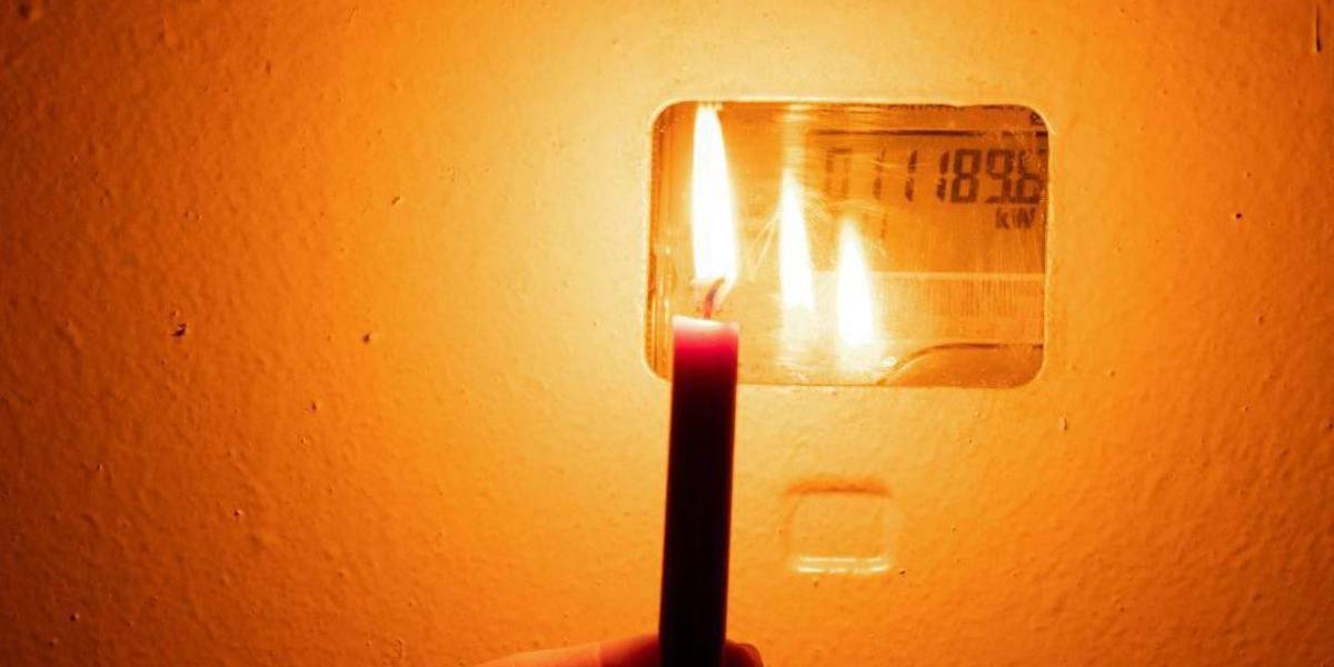 Quito: más cortes de electricidad se reportan desde diferentes sectores, este 27 de marzo