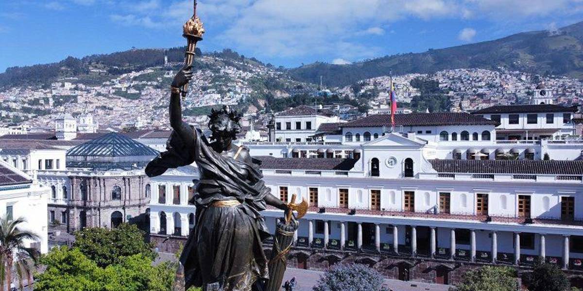 Concluyó la restauración del monumento a la Independencia