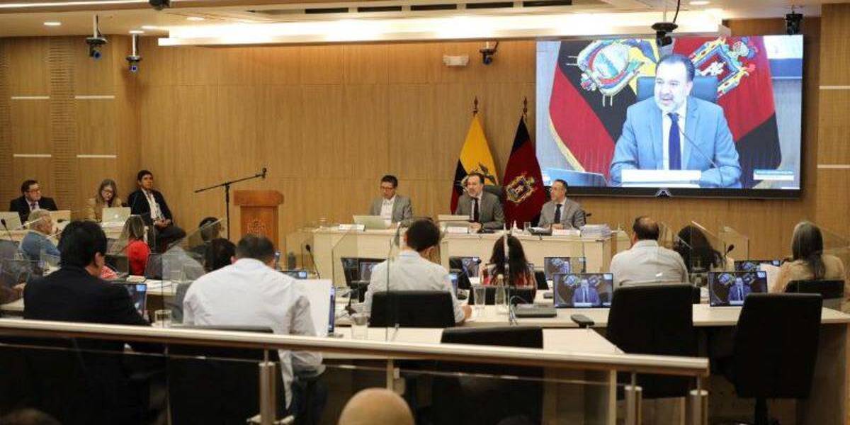 El Municipio de Quito guarda silencio ante el anuncio de la suspensión del servicio de transporte