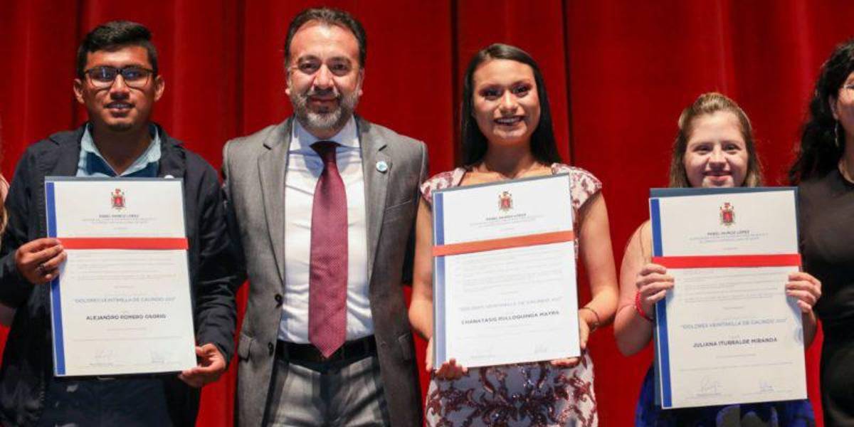 Quito: ¿Quiénes son los ganadores del premio Dolores Veintimilla?
