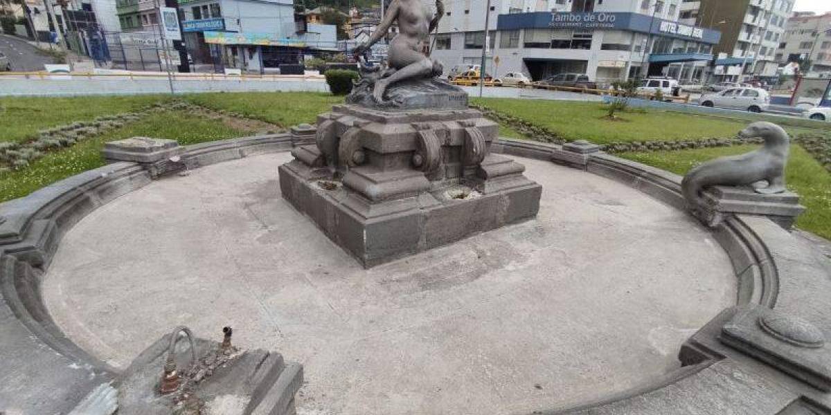 Quito: la escultura patrimonial Las Focas fue víctima de ataques vandálicos