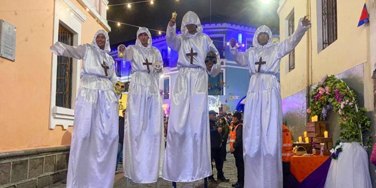 Quito: las tradiciones toman fuerza con recorridos, exhibiciones y gastronomía en el feriado