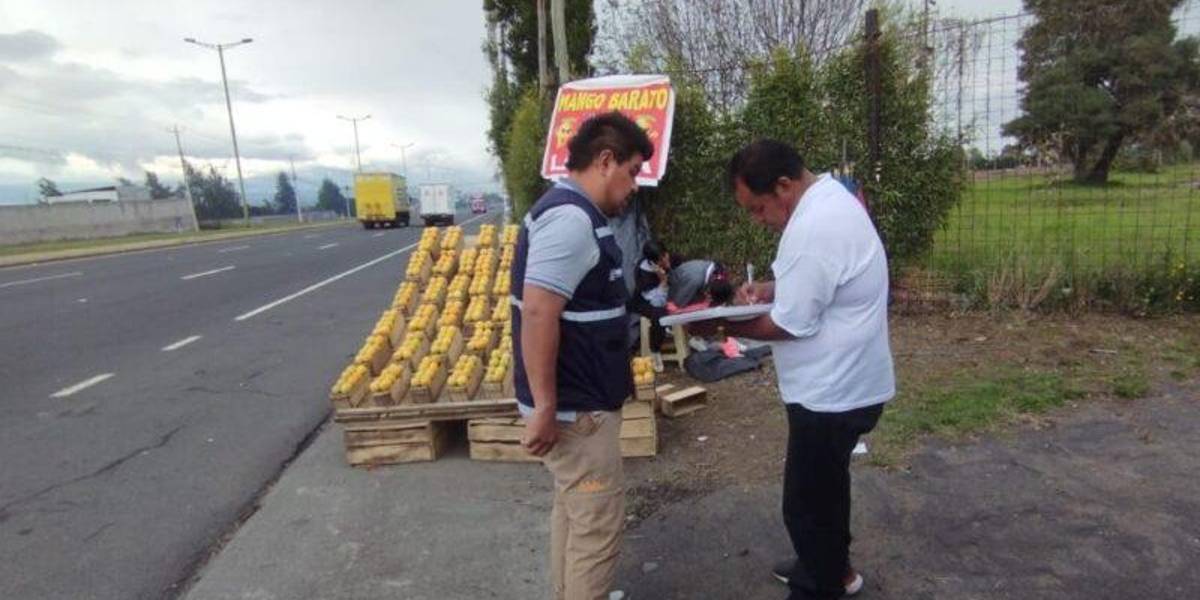 Quito: se refuerzan los controles a ventas en vías rápidas para frenar siniestros de tránsito