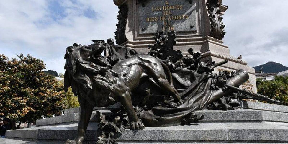 Quito: el monumento a la Independencia fue vandalizado la madrugada del lunes