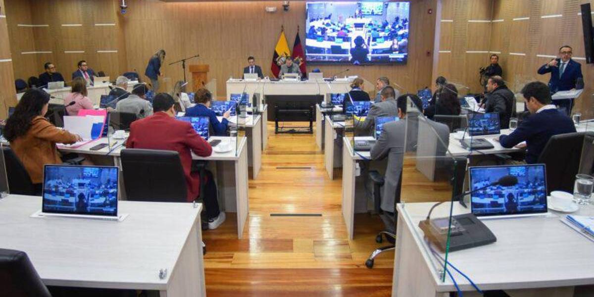 El Concejo Metropolitano declara como prioridad a la seguridad vial en Quito