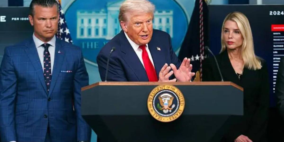 Trump ordena desplegar a la Guardia Nacional en Washington DC y expulsar “inmediatamente” a las personas sin hogar de las calles