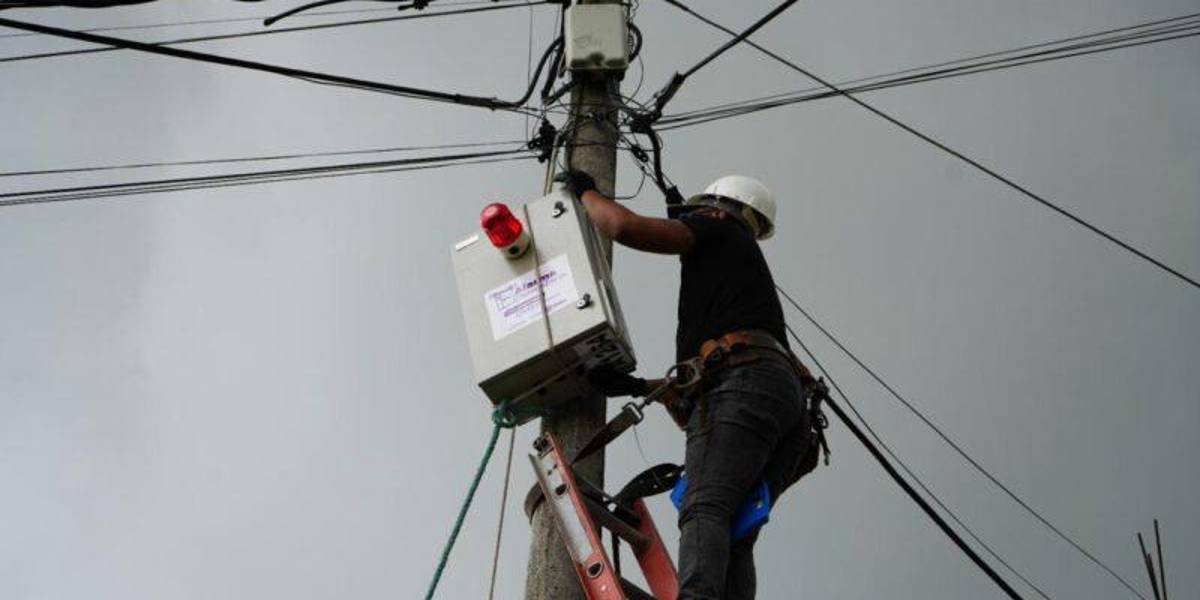 Quito | Los Chillos y Tumbaco realizan pruebas sonoras del sistema de alerta temprana ante cambios en el Cotopaxi
