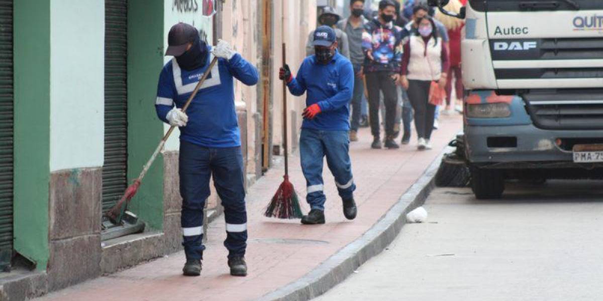 Elecciones Ecuador: 470 obreros de Emaseo participarán en el operativo de limpieza durante los comicios en Quito