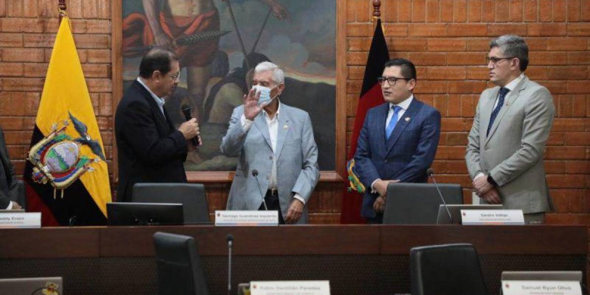 Conozca a los concejales de Quito que renunciaron para dedicarse a sus candidaturas