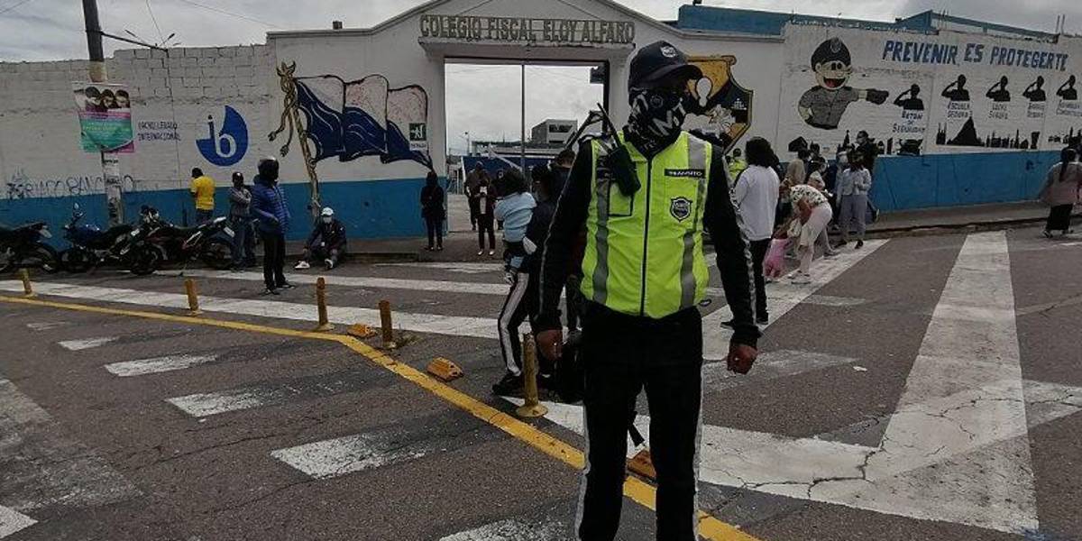 Plan especial de seguridad para el inicio de clases en Quito
